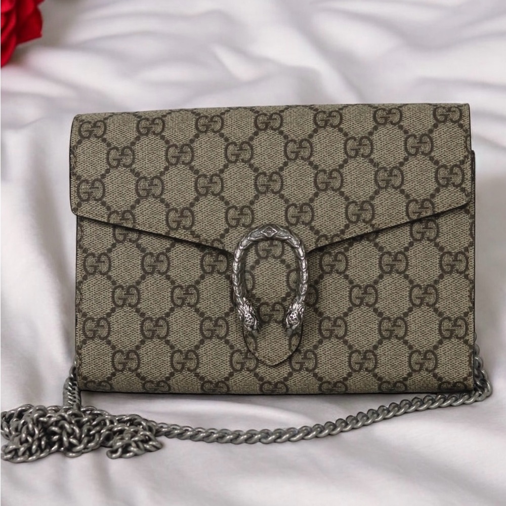 GUCCI GG Supreme Monogram Small Dionysus Chain Wallet Beige Taupe